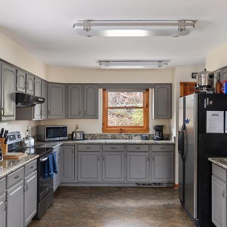 Sleepy Hollow 5Br Cabin - National Park 7 Min, Hot Tub, Fire Pit, Sleeps 12 ルーレイ エクステリア 写真
